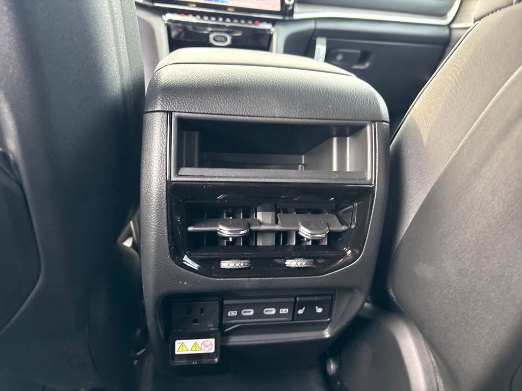 New 2026 Jeep Grand Cherokee Limited image 33