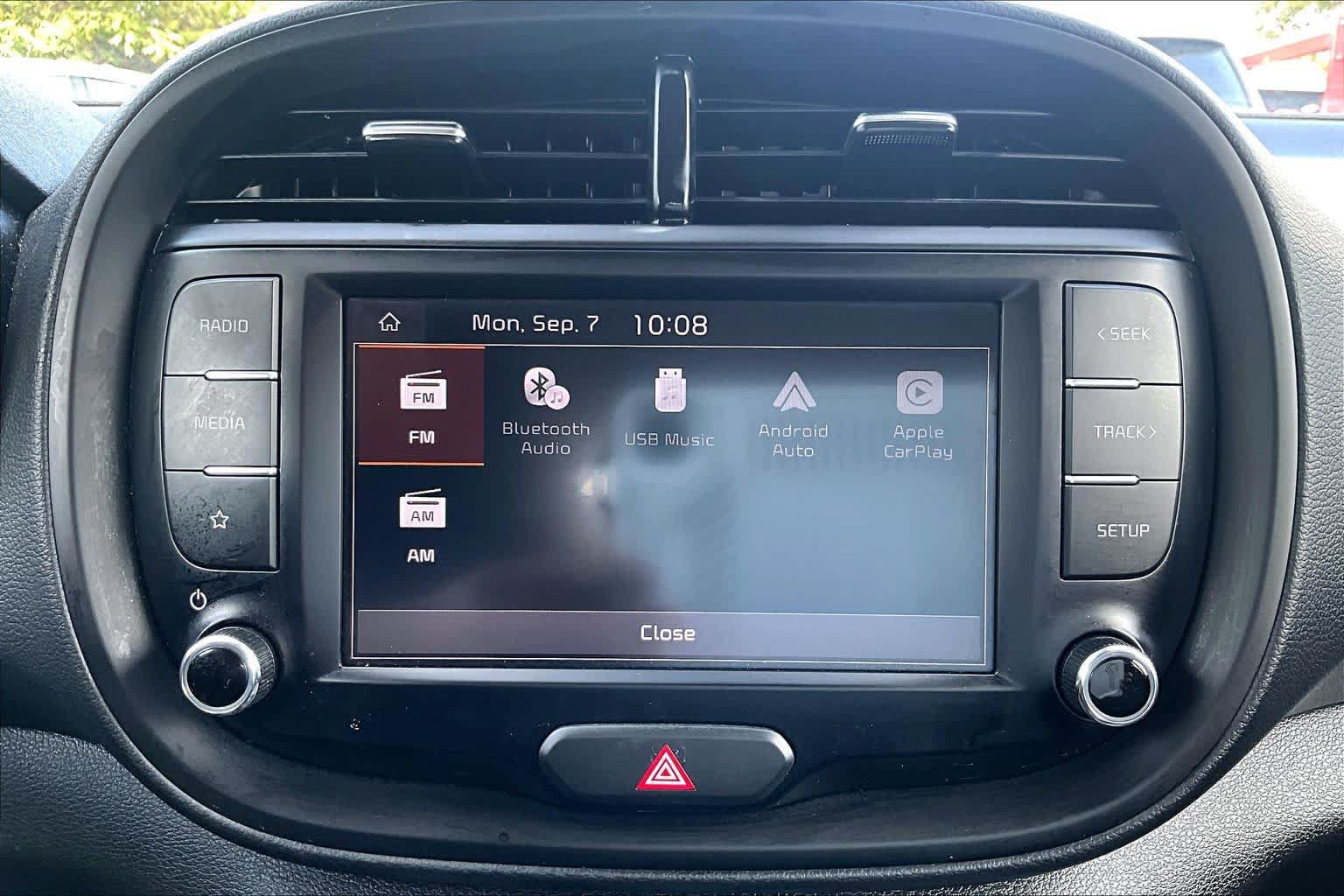 Used 2023 Kia Soul LX FWD image 31