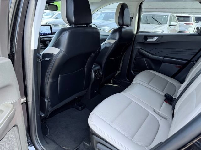 Used 2022 Ford Escape Titanium AWD/4WD image 21