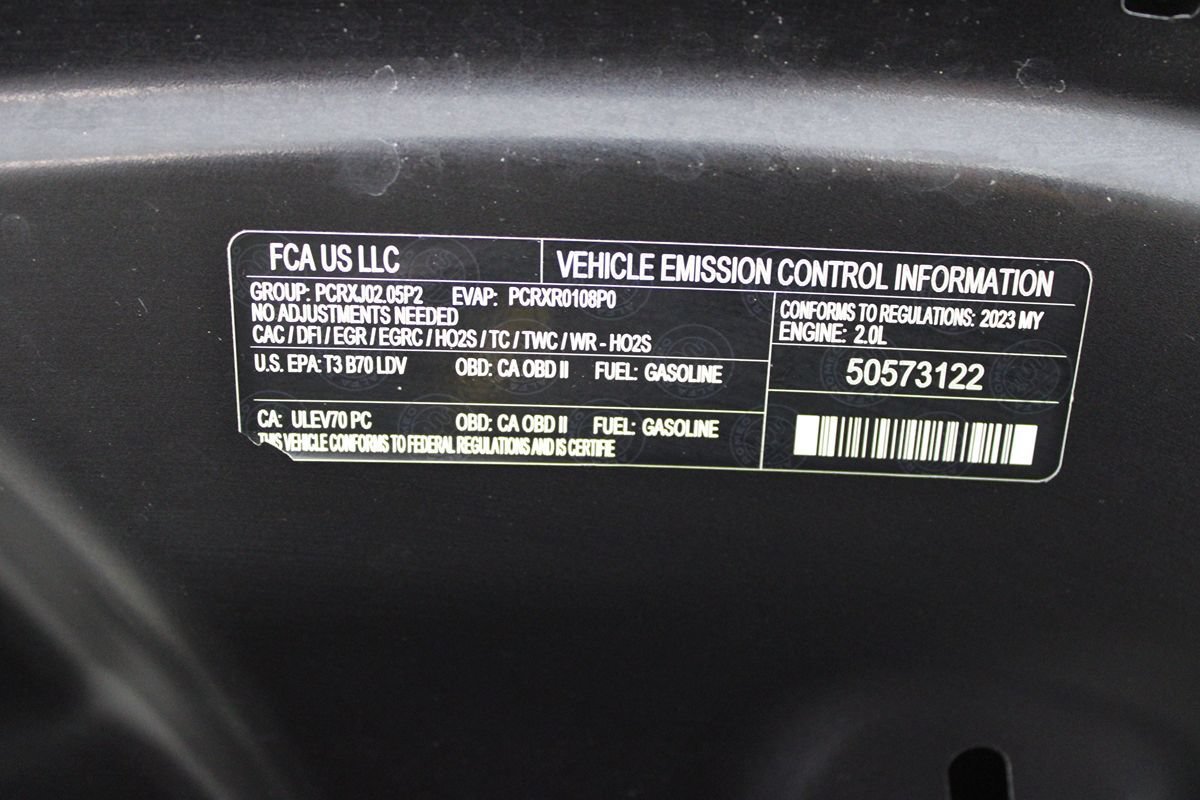 Used 2023 Alfa Romeo Giulia Veloce RWD image 49