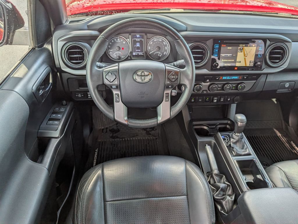 Used 2019 Toyota Tacoma TRD Off-Road image 3