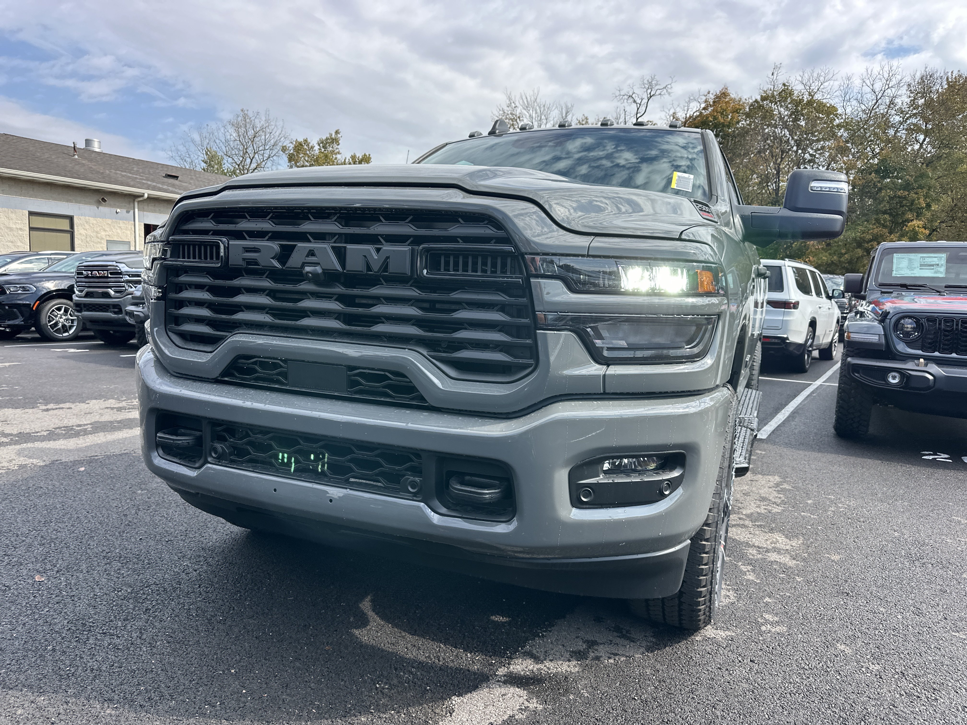 New 2027 RAM 2500 Big Horn AWD/4WD image 21