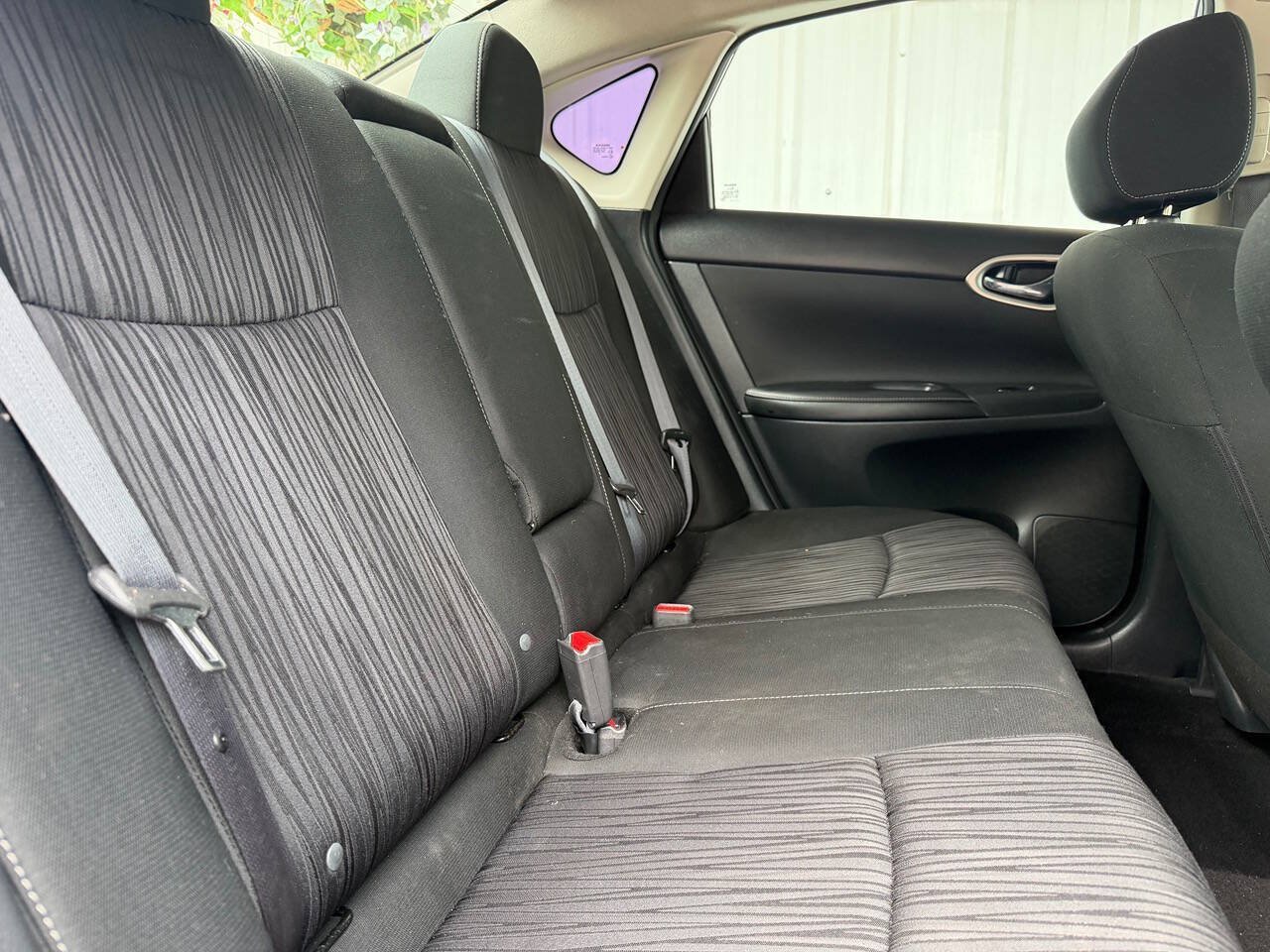 Used 2019 Nissan Sentra SV FWD image 17