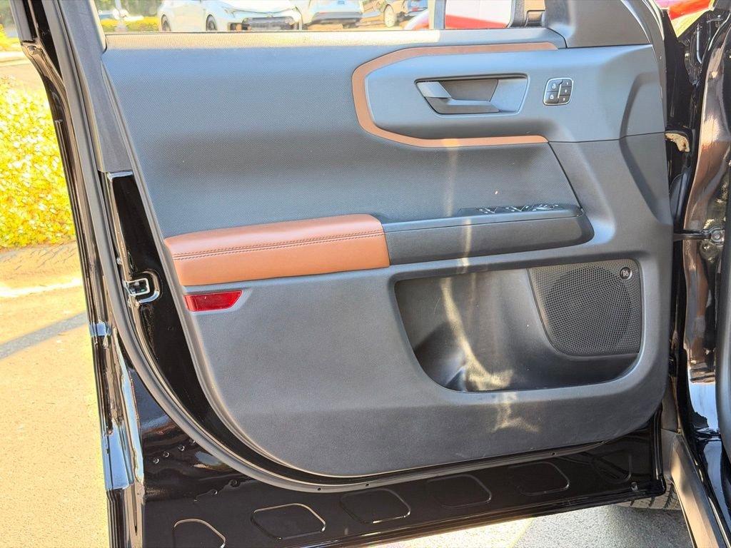 Used 2023 Ford Bronco Sport Outer Banks w/ Tech Package image 25