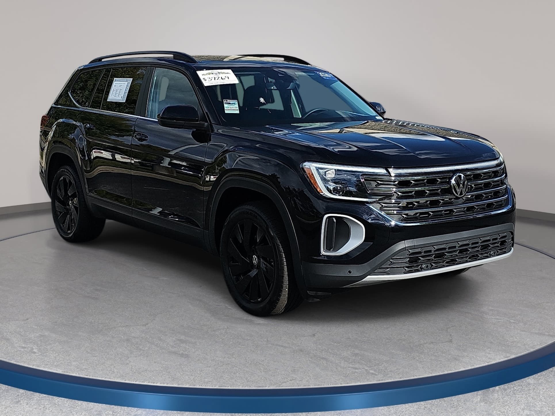 Certified 2026 Volkswagen Atlas SE w/ Panoramic Sunroof Package FWD image 3