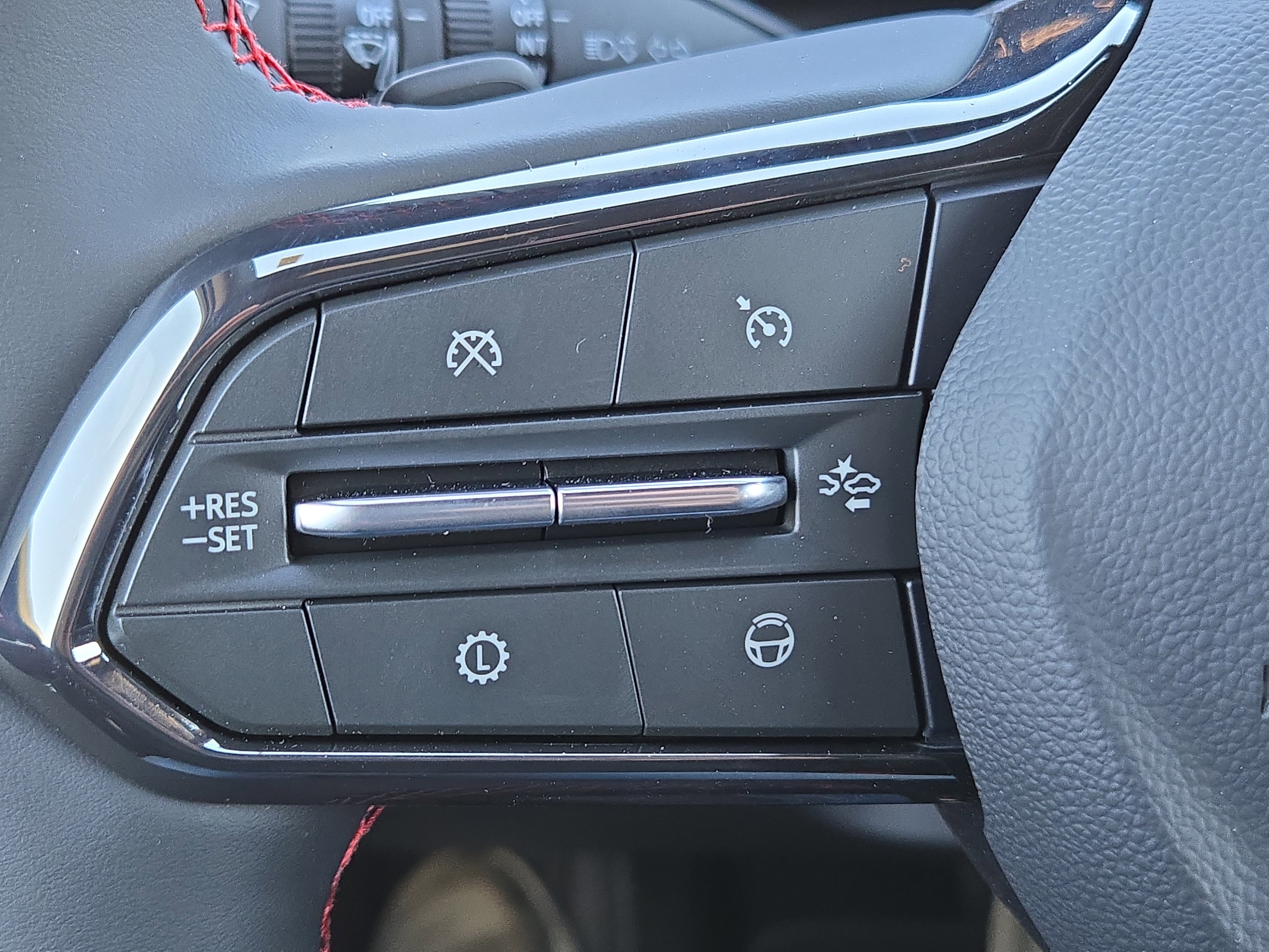 New 2026 Chevrolet Traverse RS image 26