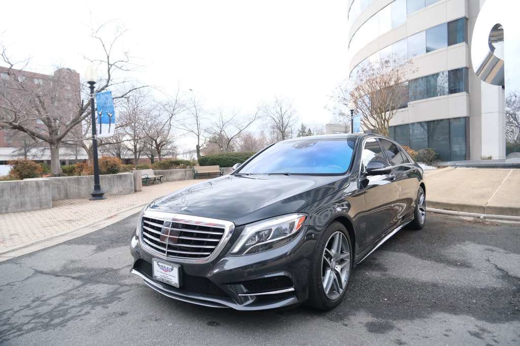 Used 2016 Mercedes-Benz S 550 4MATIC Sedan image 4