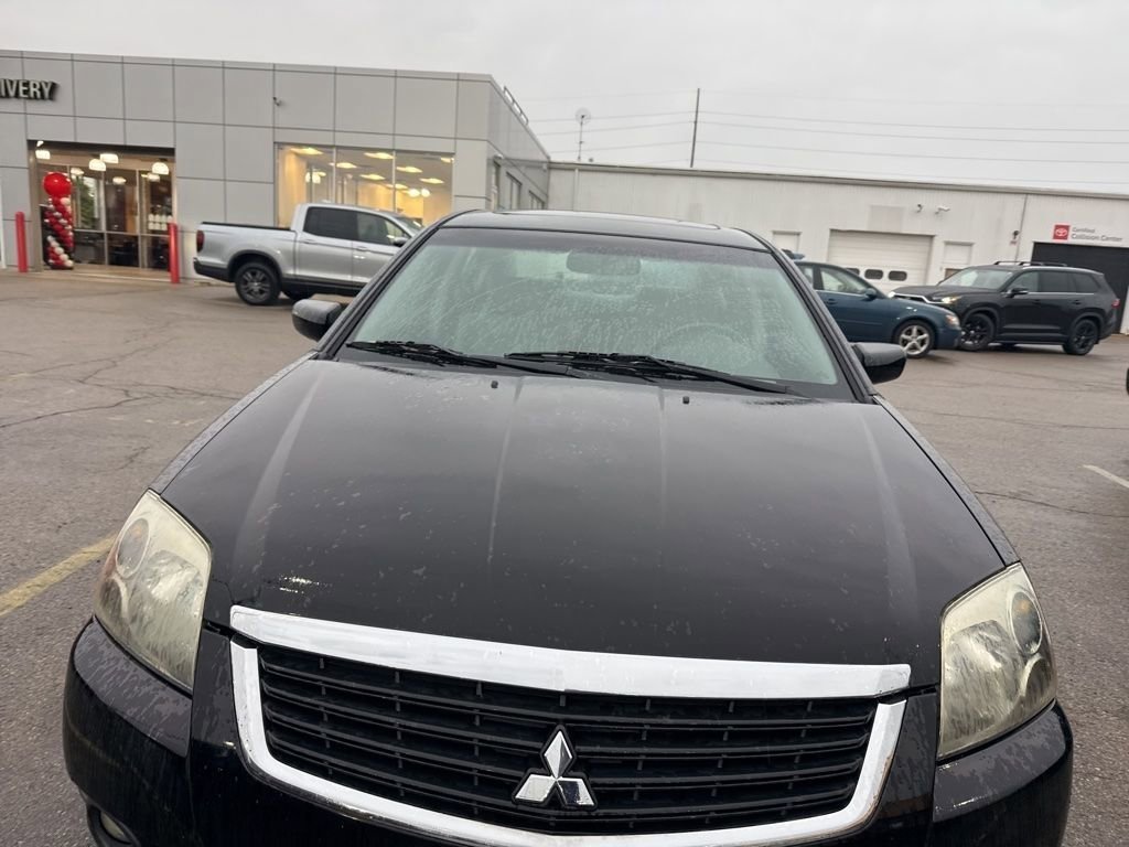 Used 2009 Mitsubishi Galant ES FWD image 3