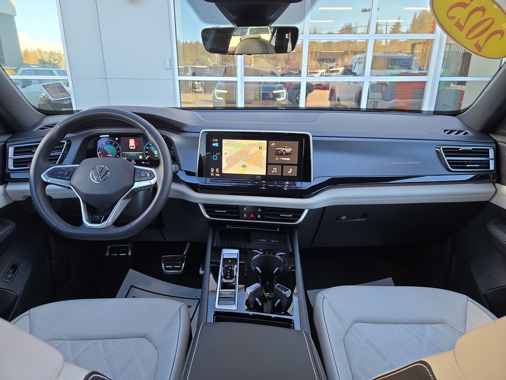 Used 2025 Volkswagen Atlas Cross Sport SEL Premium R-Line image 18