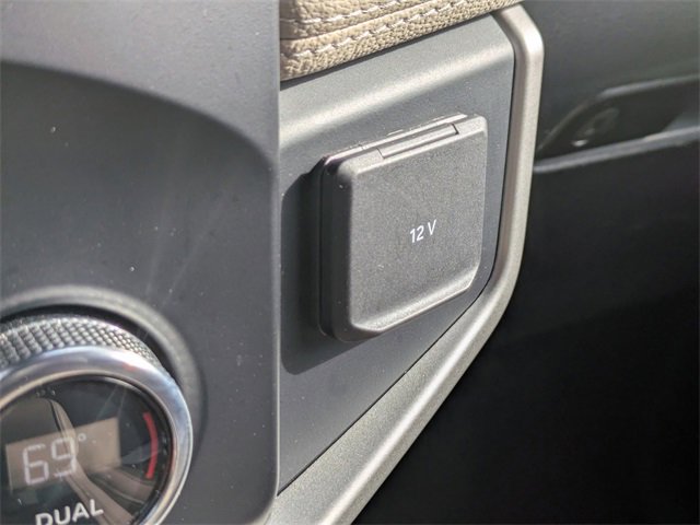 Used 2023 Ford Expedition Max Limited image 26