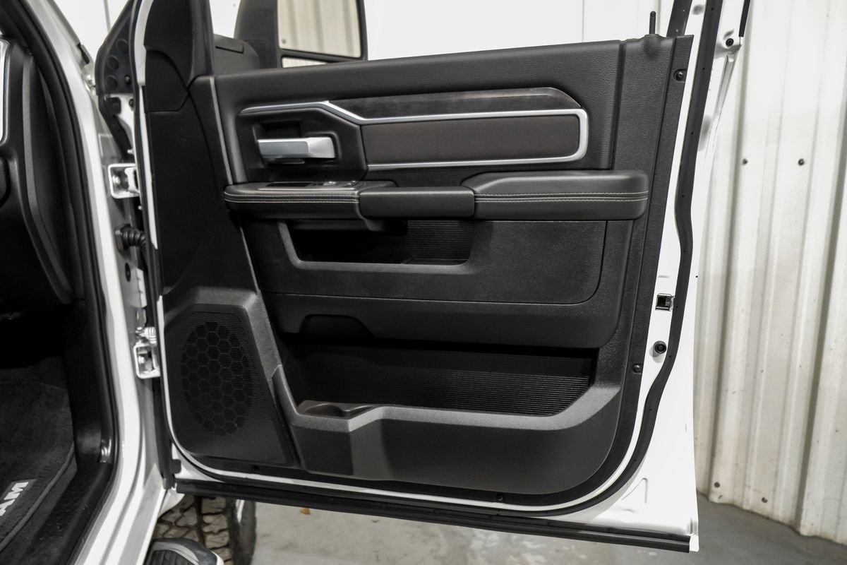 Used 2024 RAM 3500 Big Horn image 45