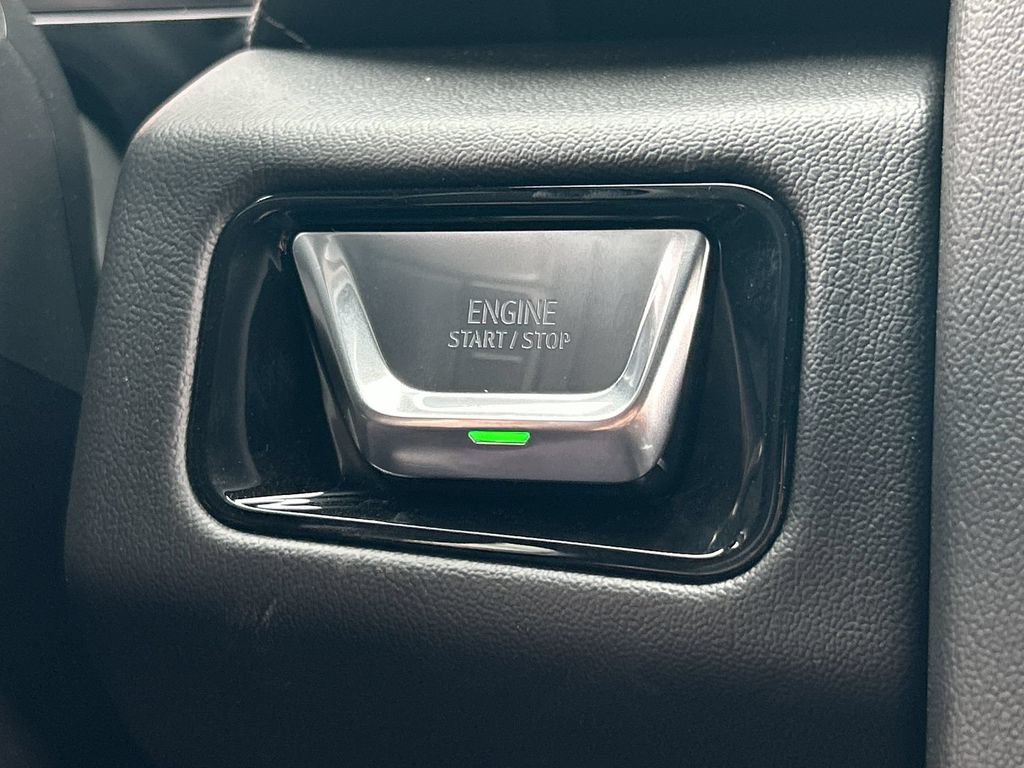 New 2026 GMC Yukon Denali AWD/4WD image 17