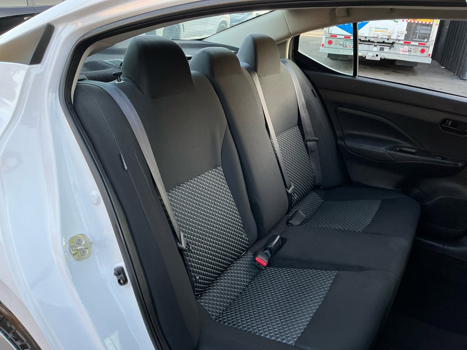 Used 2020 Nissan Versa S image 19