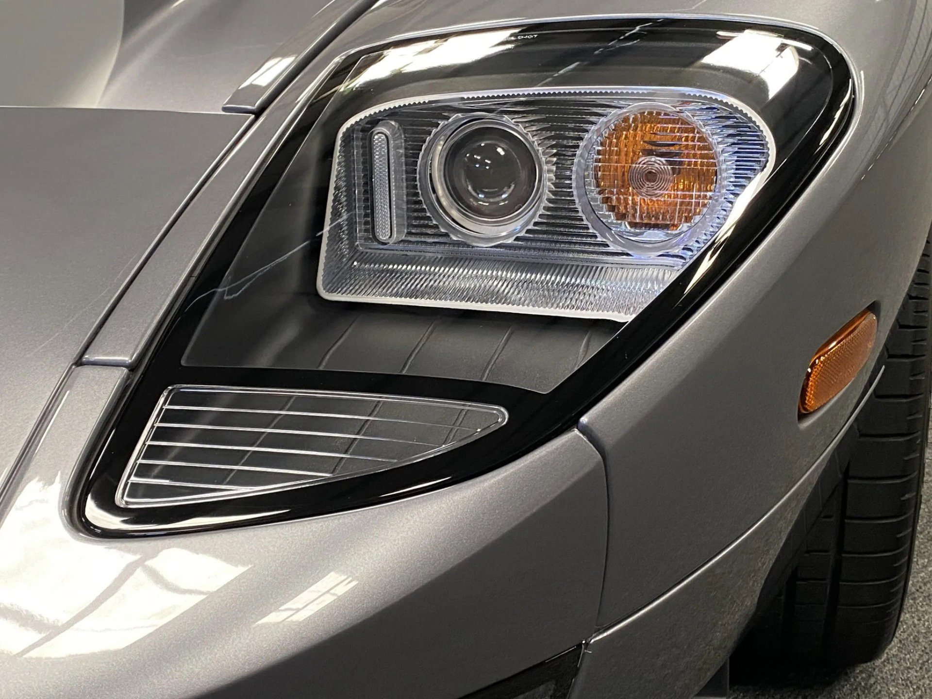 Used 2006 Ford GT image 8