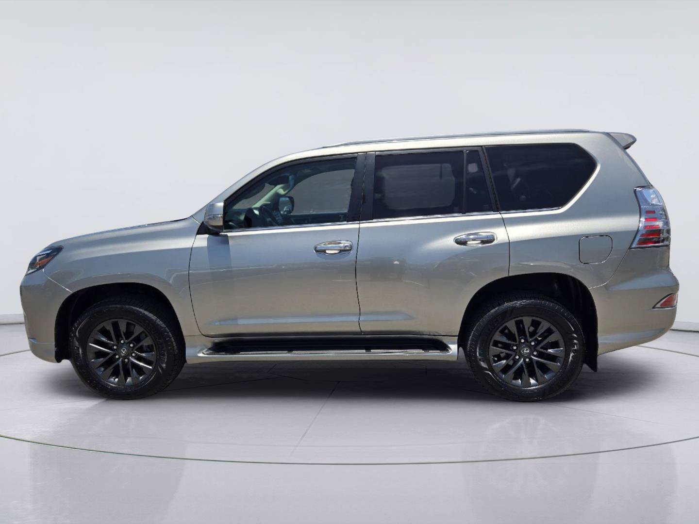 Used 2023 Lexus GX 460 Premium AWD/4WD image 3