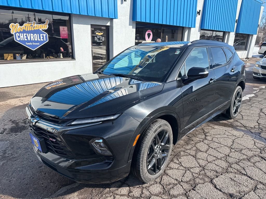 Used 2024 Chevrolet Blazer RS w/ LPO, Floor Liner Package image 2
