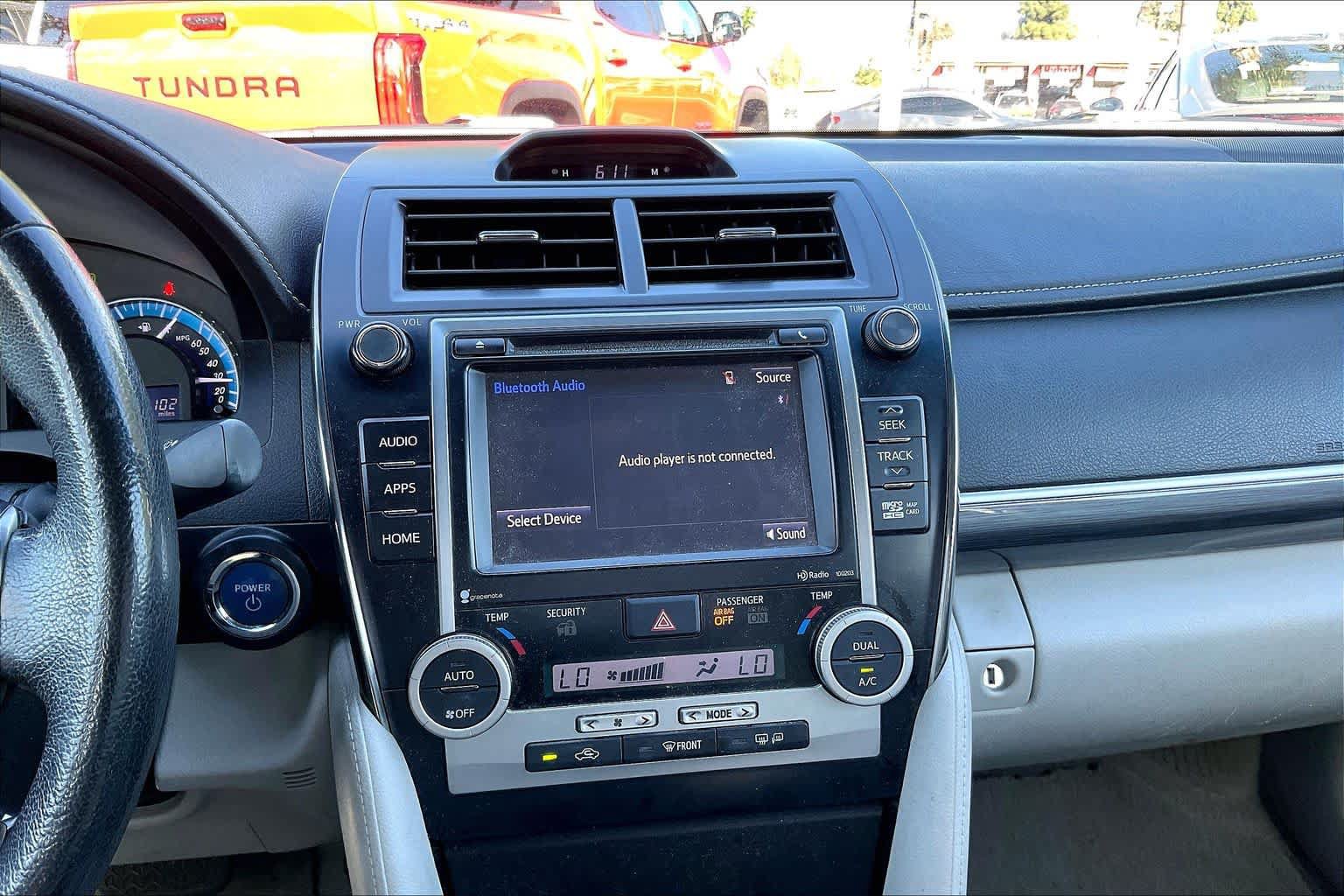 Used 2014 Toyota Camry XLE w/ Leather Package FWD image 32