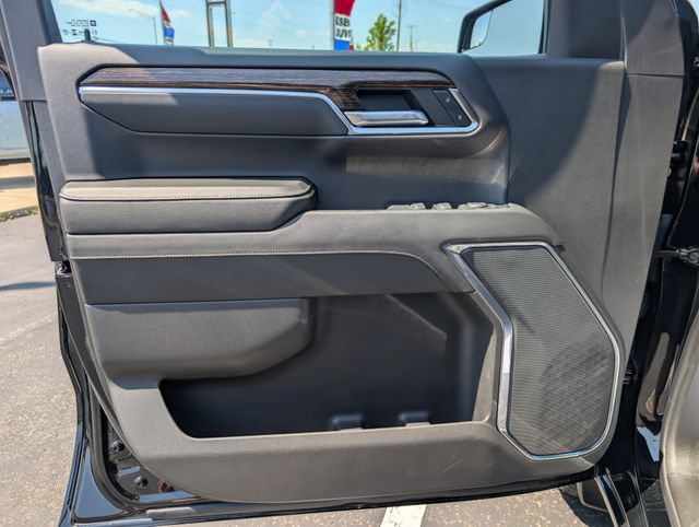 Used 2024 GMC Sierra 1500 Elevation AWD/4WD image 9