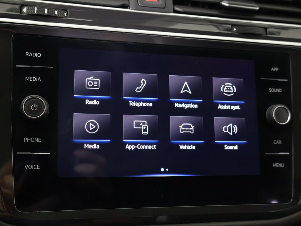 Used 2024 Volkswagen Tiguan SE FWD image 48