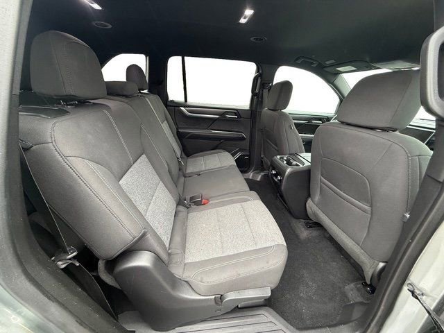 Used 2025 GMC Acadia Elevation image 22