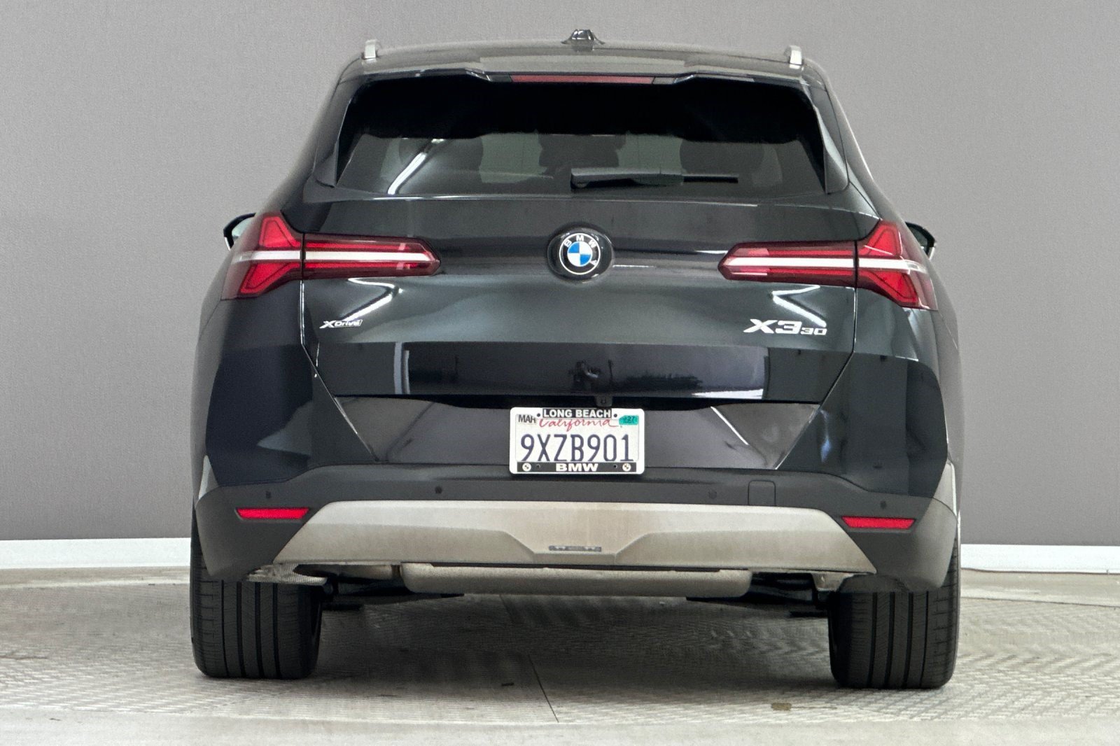 Used 2026 BMW X3 xDrive30i w/ Premium Package AWD/4WD image 9