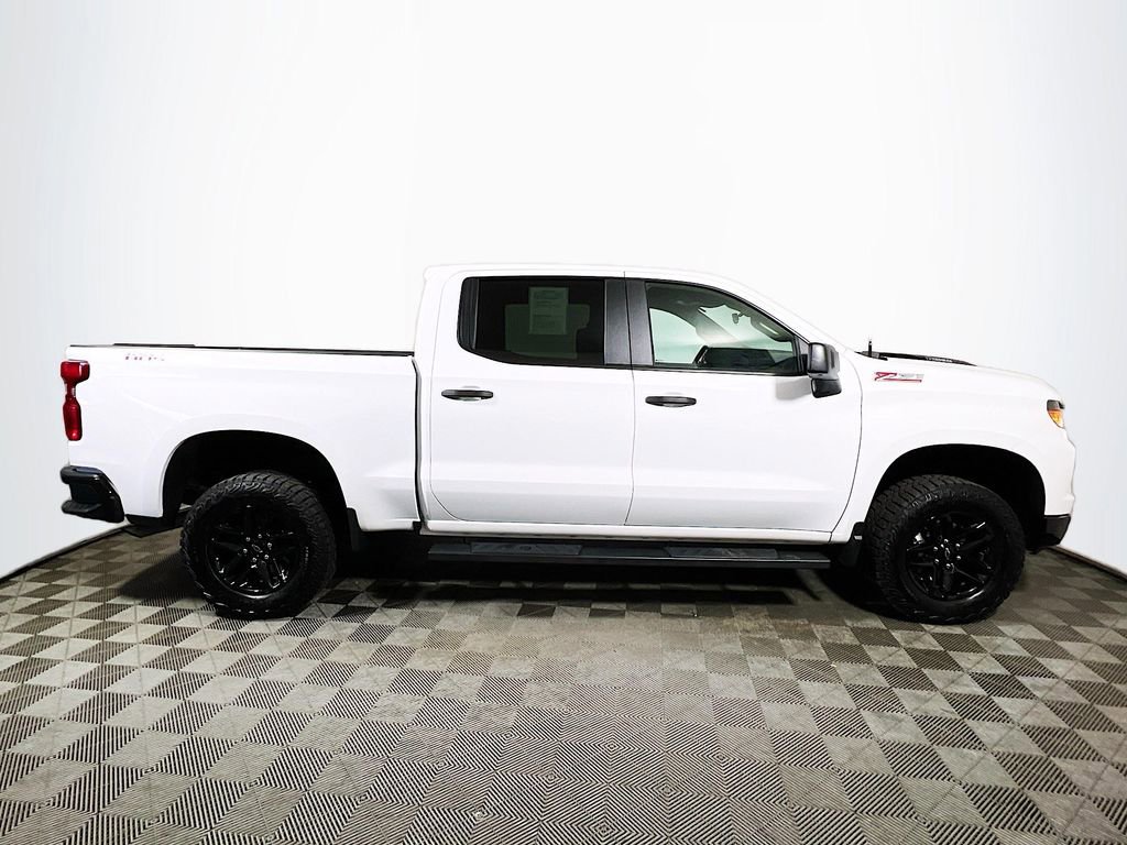 Used 2025 Chevrolet Silverado 1500 Custom Trail Boss AWD/4WD image 8