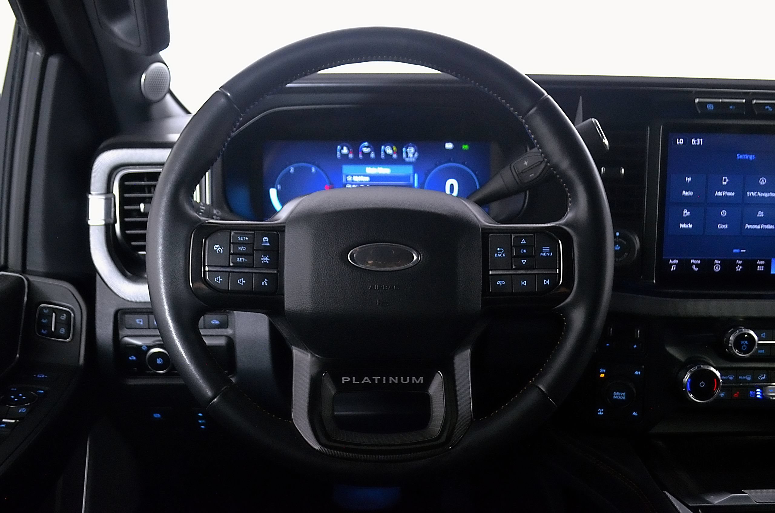 Used 2023 Ford F250 Platinum AWD/4WD image 25
