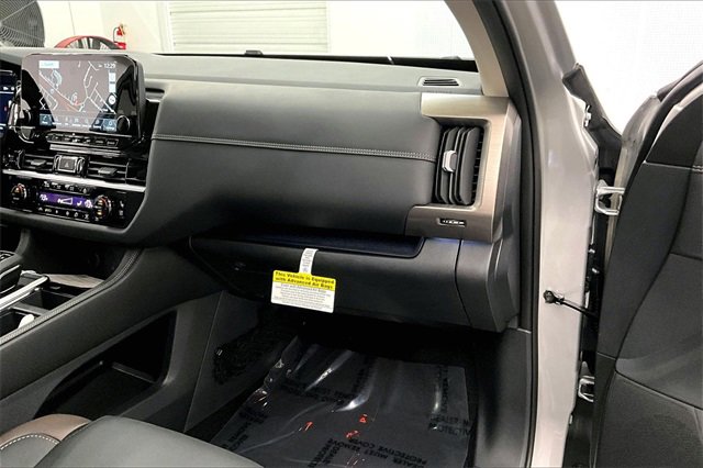 New 2025 Nissan Pathfinder Platinum image 33