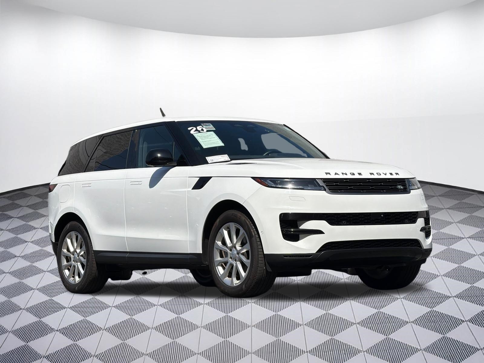 Used 2025 Land Rover Range Rover Sport SE AWD/4WD image 7