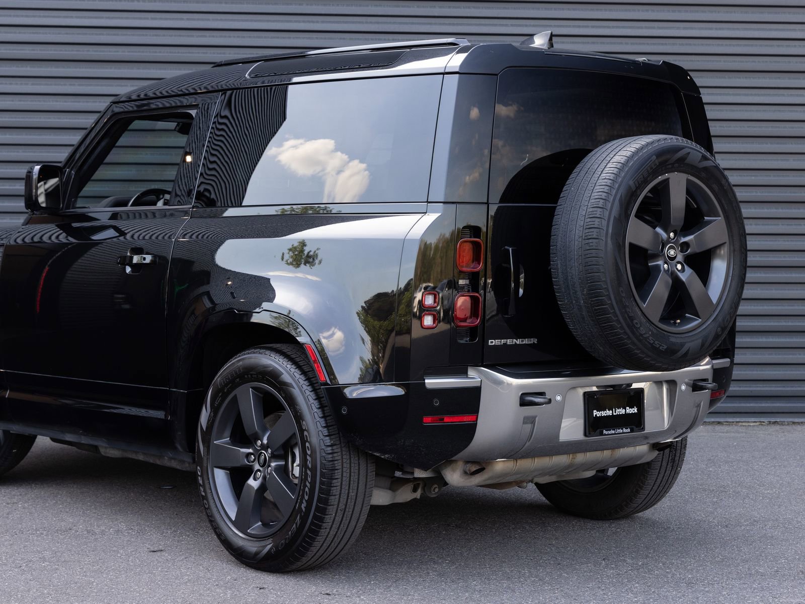 Used 2022 Land Rover Defender 90 S image 9