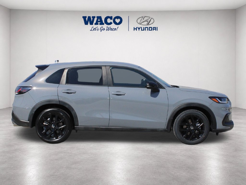 Used 2023 Honda HR-V Sport image 12