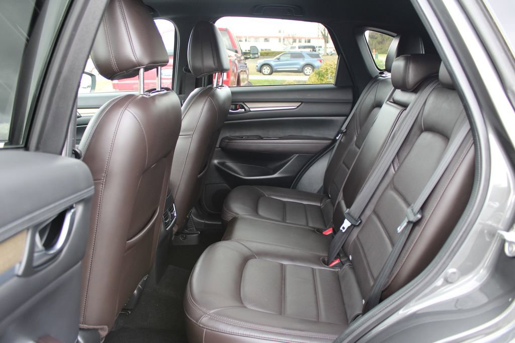 Used 2019 MAZDA CX-5 Signature image 12