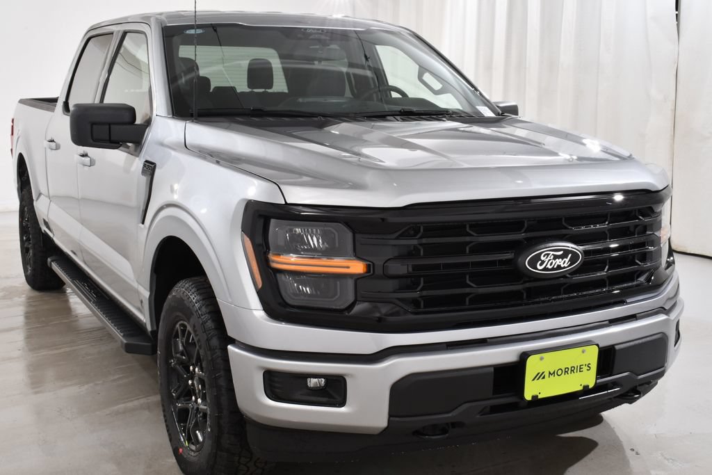 New 2026 Ford F150 XLT w/ XLT Black Appearance Package AWD/4WD image 4