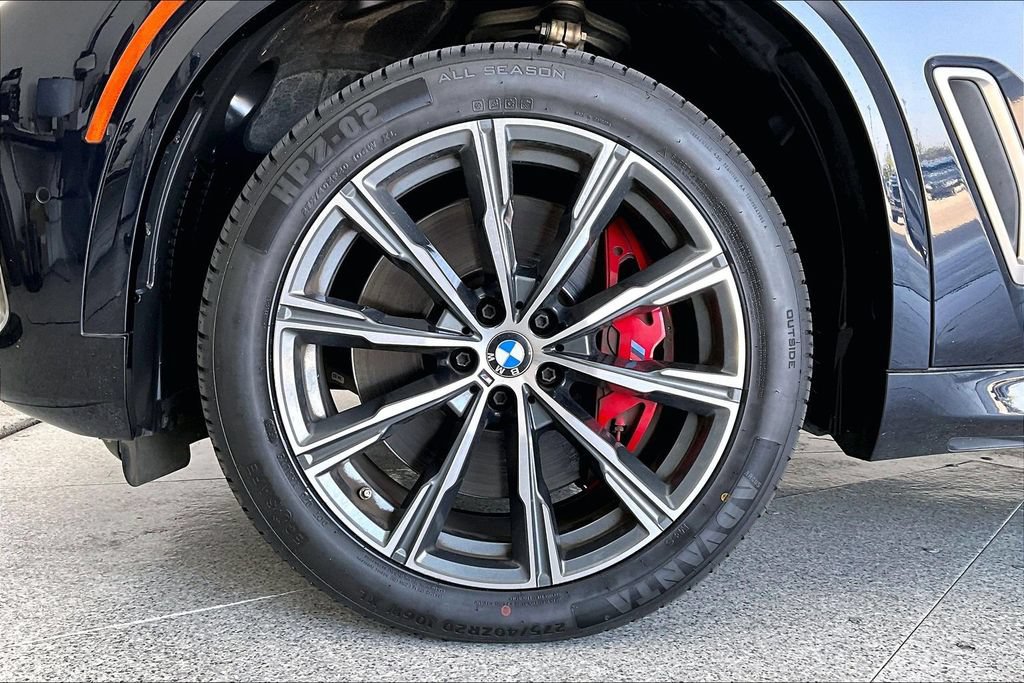 Used 2021 BMW X5 M50i w/ Premium Package AWD/4WD image 11