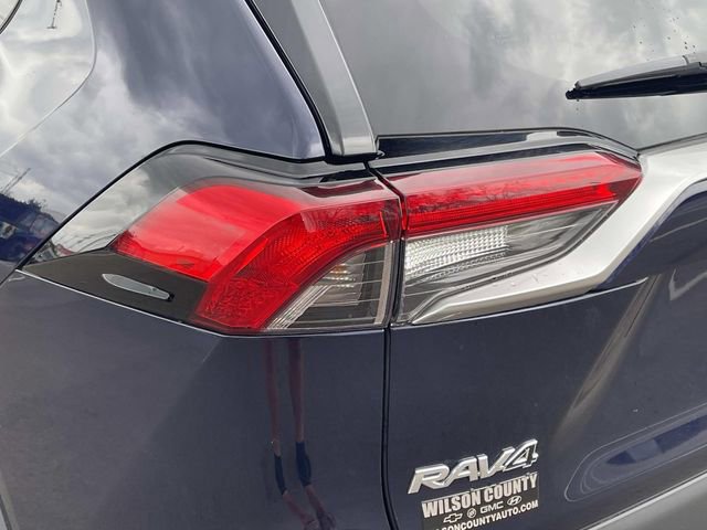 Used 2021 Toyota RAV4 Limited image 10