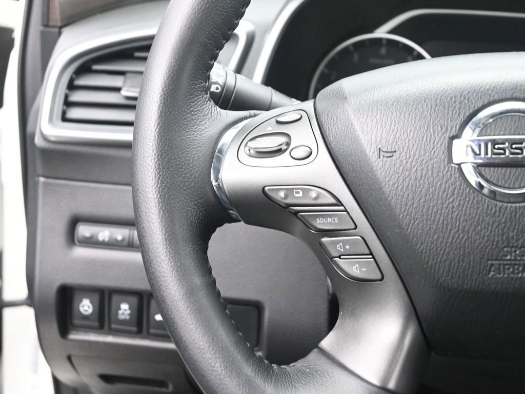 Used 2019 Nissan Murano Platinum w/ Cargo Package image 30