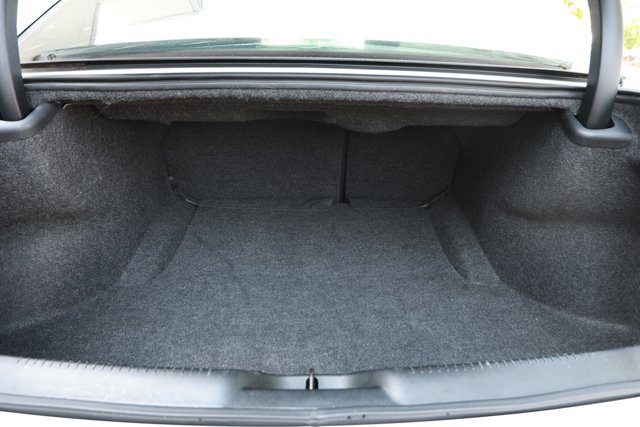 Used 2019 Chrysler 300 Touring w/ Sport Appearance Package RWD image 10