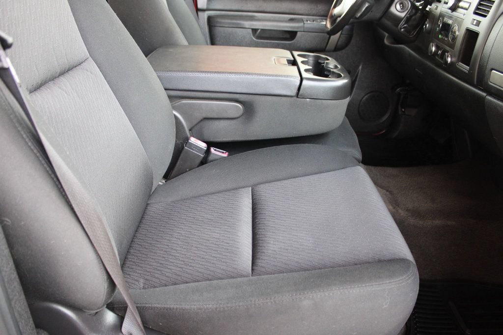 Used 2013 Chevrolet Silverado 1500 LT w/ All-Star Edition AWD/4WD image 14