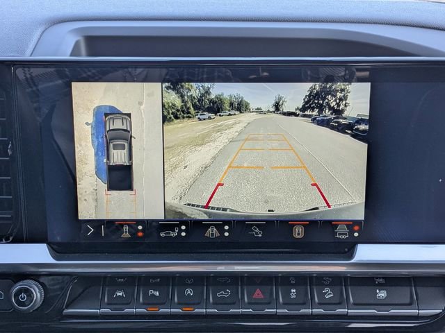 Used 2025 Chevrolet Silverado 1500 LTZ AWD/4WD image 30