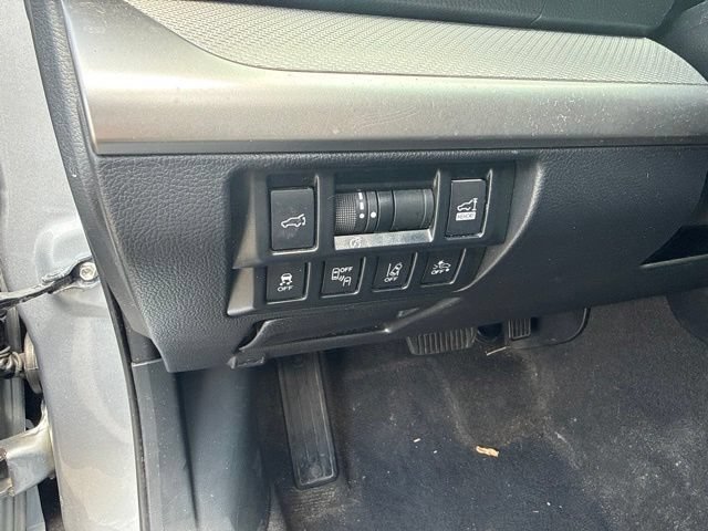 Used 2018 Subaru Outback 2.5i Premium AWD/4WD image 17