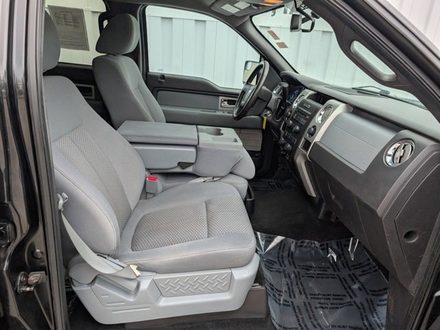 Used 2011 Ford F150 XLT w/ XLT Convenience Pkg image 25
