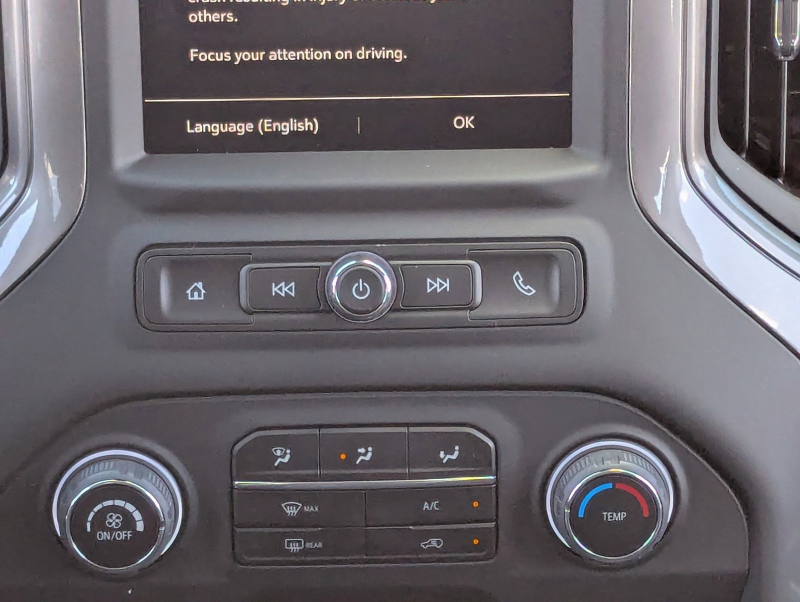 Certified 2026 Chevrolet Silverado 1500 Custom Trail Boss w/ LPO, Dark Essentials Package image 18