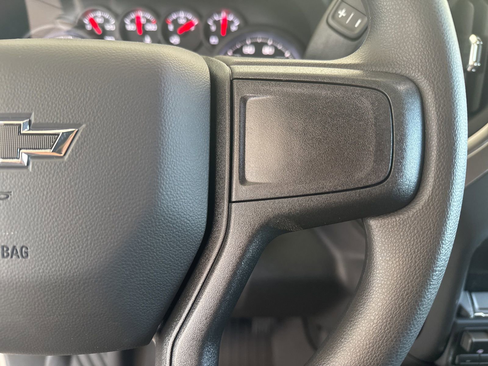 New 2026 Chevrolet Silverado 1500 Custom Trail Boss w/ LPO, Dark Essentials Package image 22