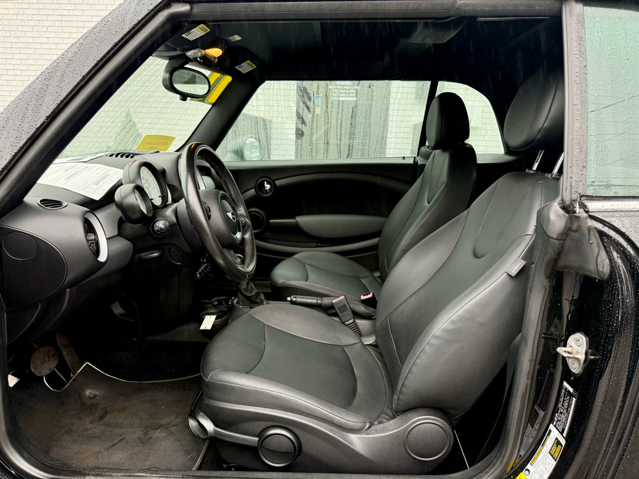 Used 2011 MINI Cooper Convertible FWD image 14