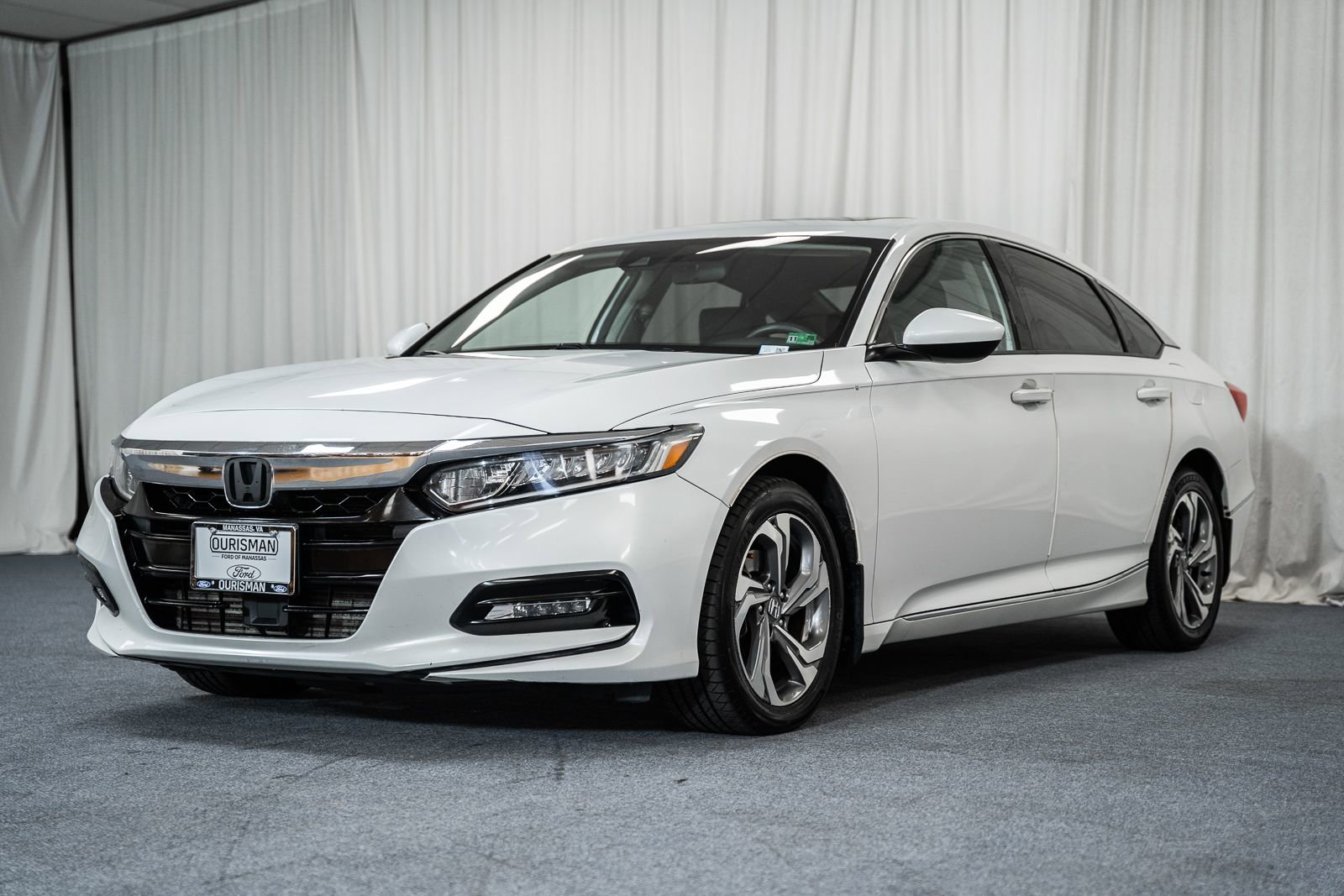 Used 2018 Honda Accord EX image 3