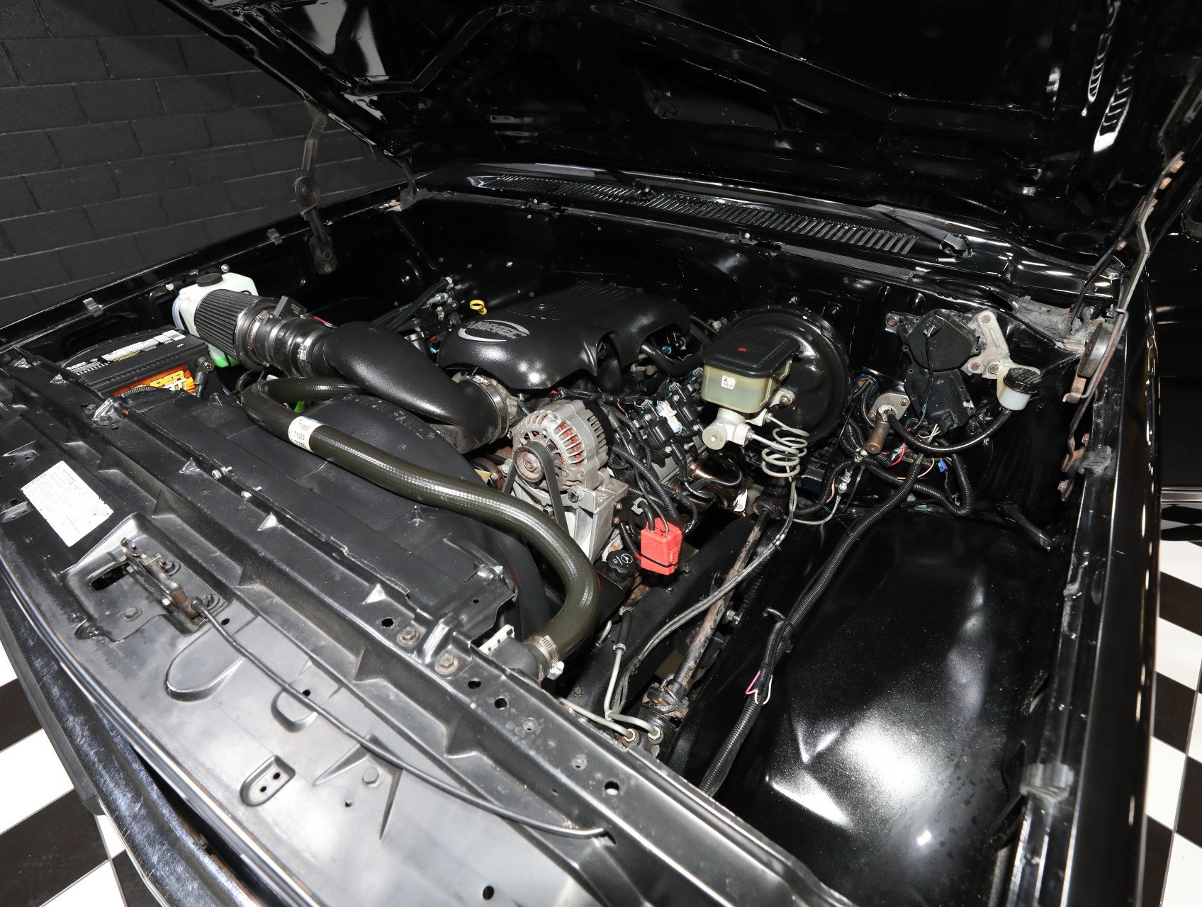 Used 1987 Chevrolet Blazer 4WD image 2