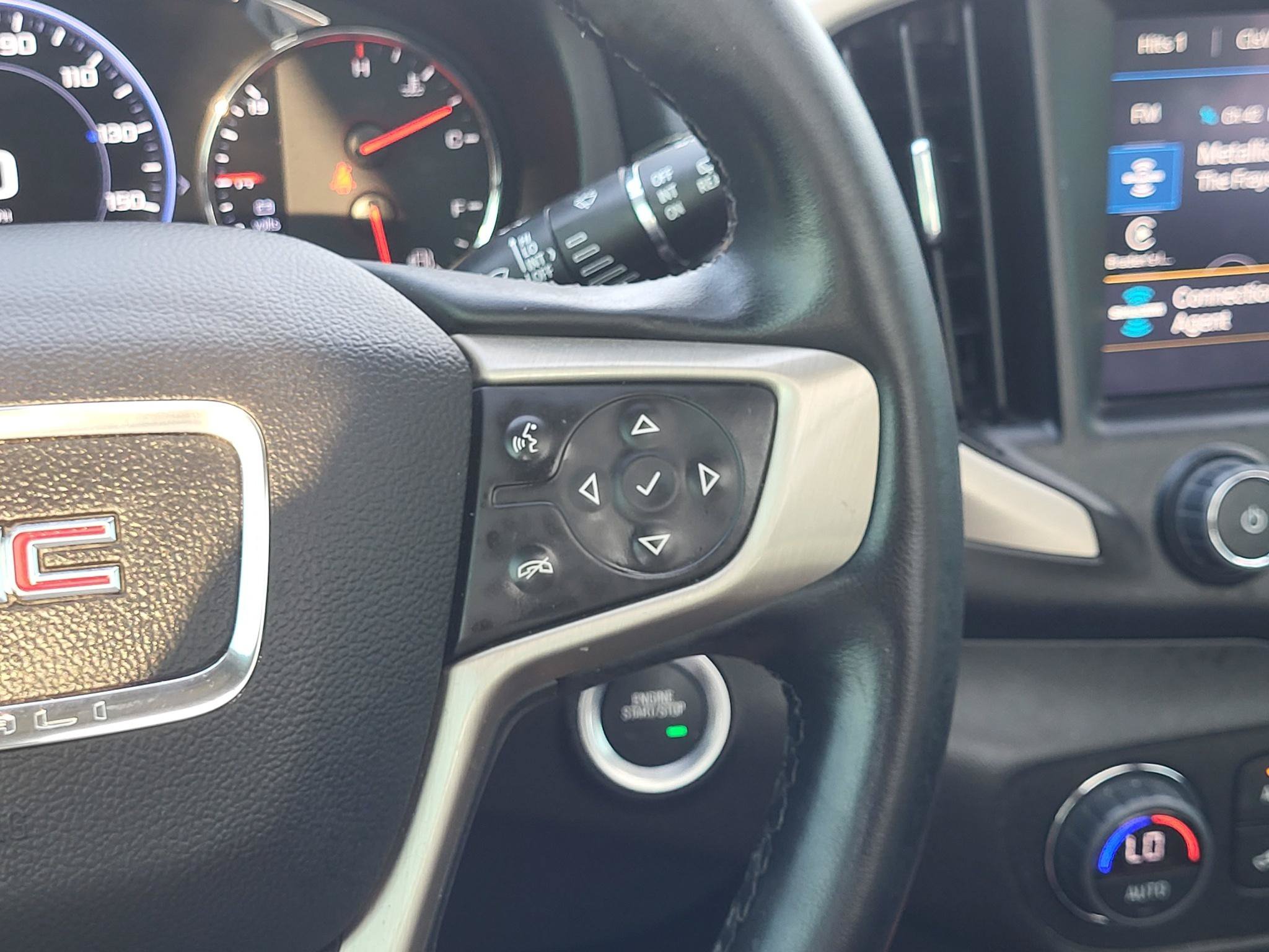 Used 2024 GMC Terrain Denali w/ Denali Premium Package AWD/4WD image 14
