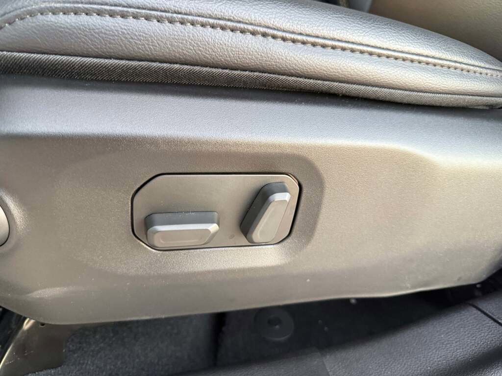 New 2026 Jeep Wrangler Sahara image 27