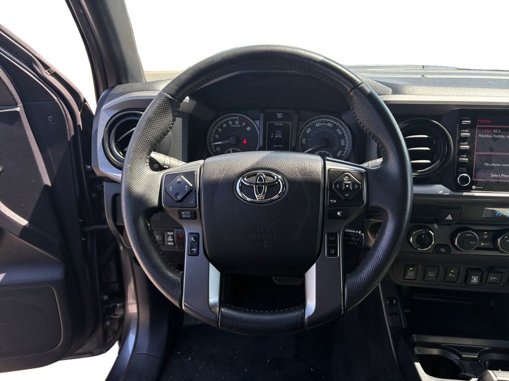 Used 2021 Toyota Tacoma TRD Sport w/ Technology Package AWD/4WD image 13