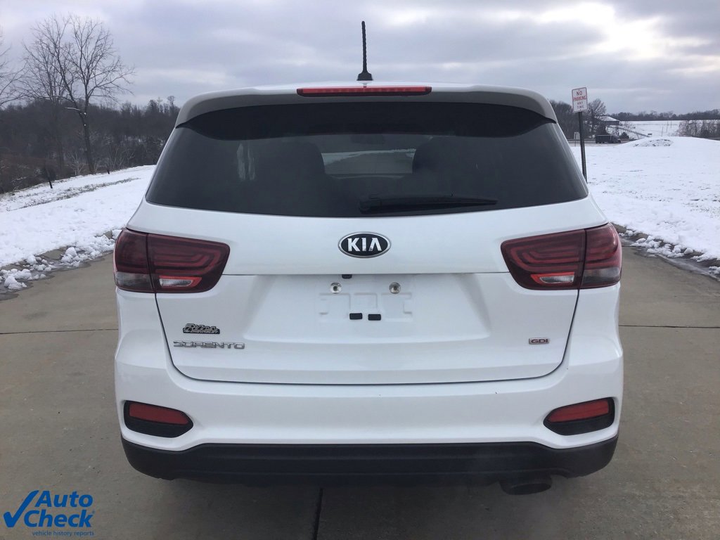 Used 2020 Kia Sorento LX image 4